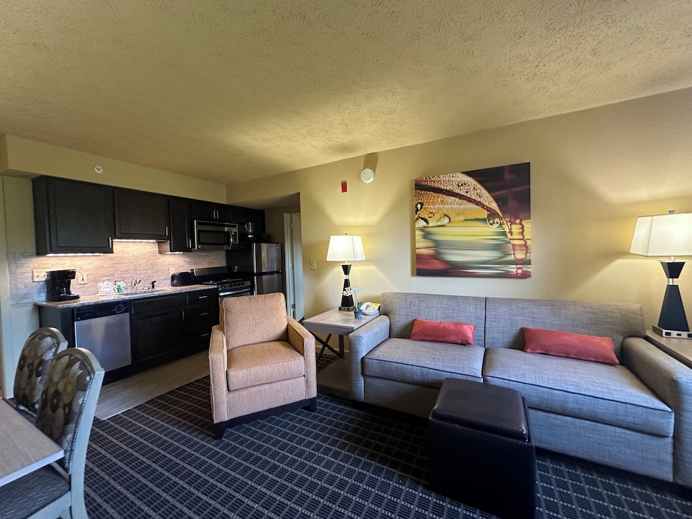 Family Suite, 2 Bedrooms, Kitchen photo 1