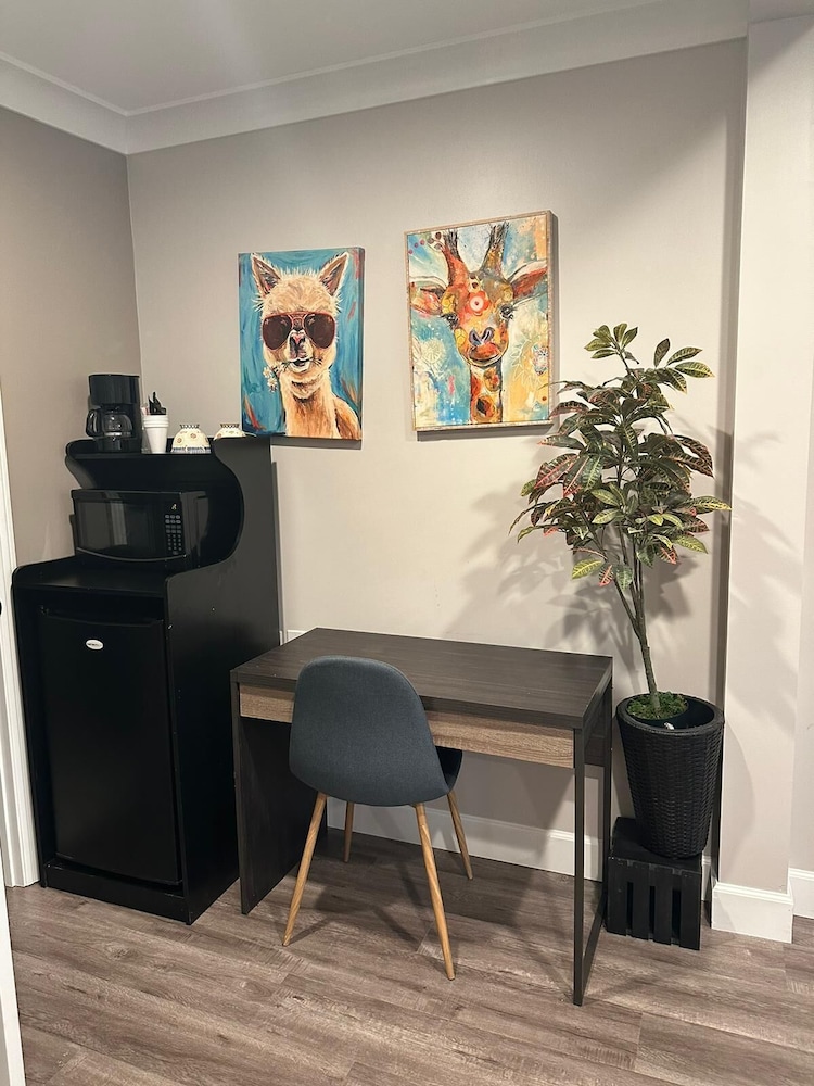 Business Room - Photo 3