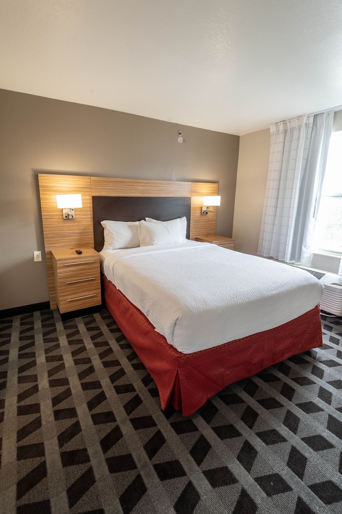 Studio, 1 Queen Bed with Sofa bed (Hearing Accessible)