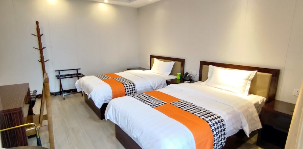 Deluxe Twin Room - Photo 3