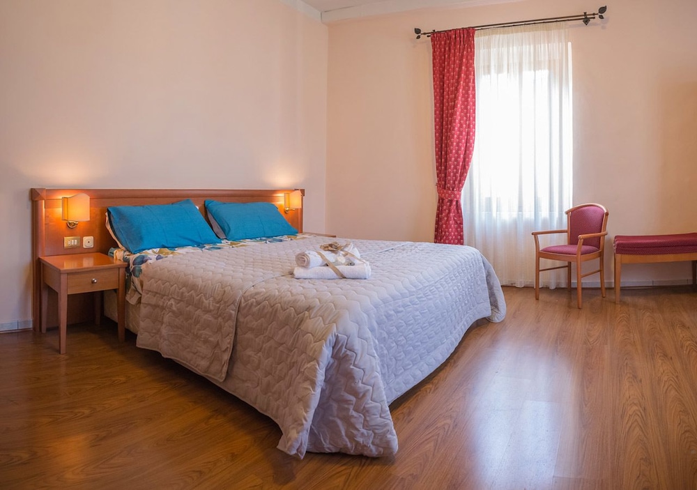 Classic Double Or Twin Room