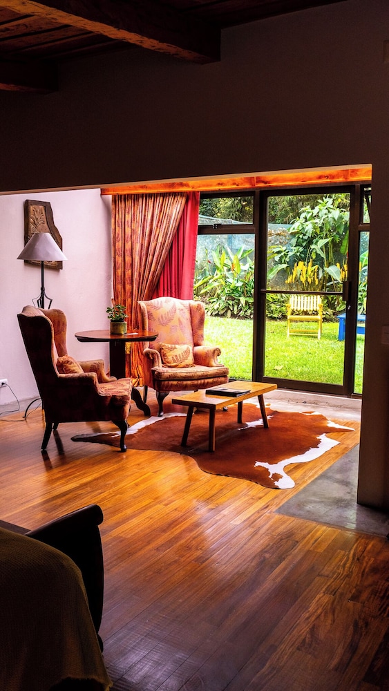 Luxury Suite, Fireplace, Garden View photo 2