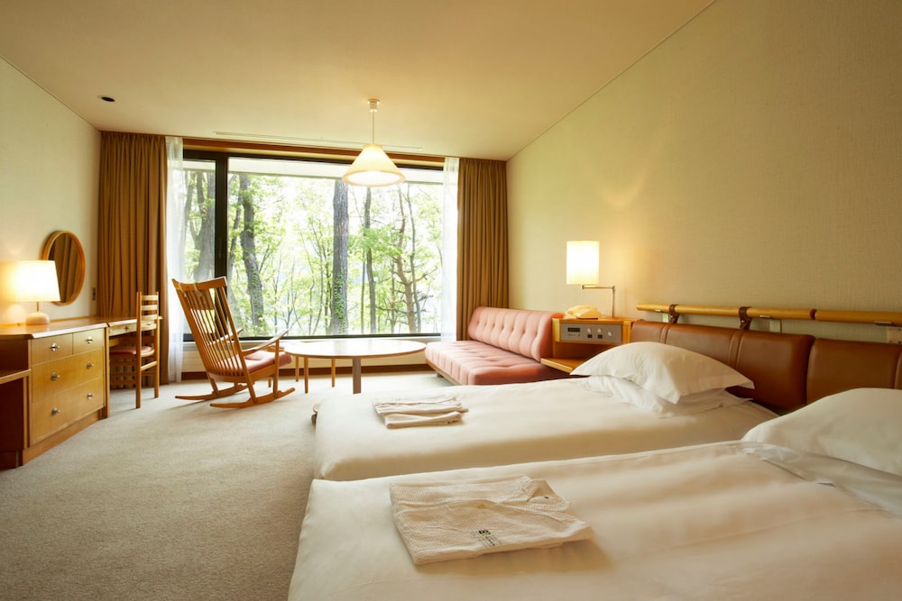 Standard Twin Room, 2 Twin Beds, Smoking, Lake View photo 3