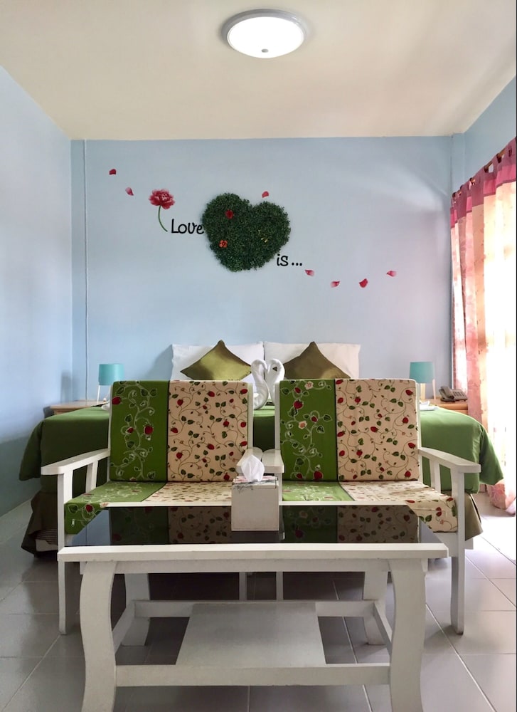 Family Room photo 1