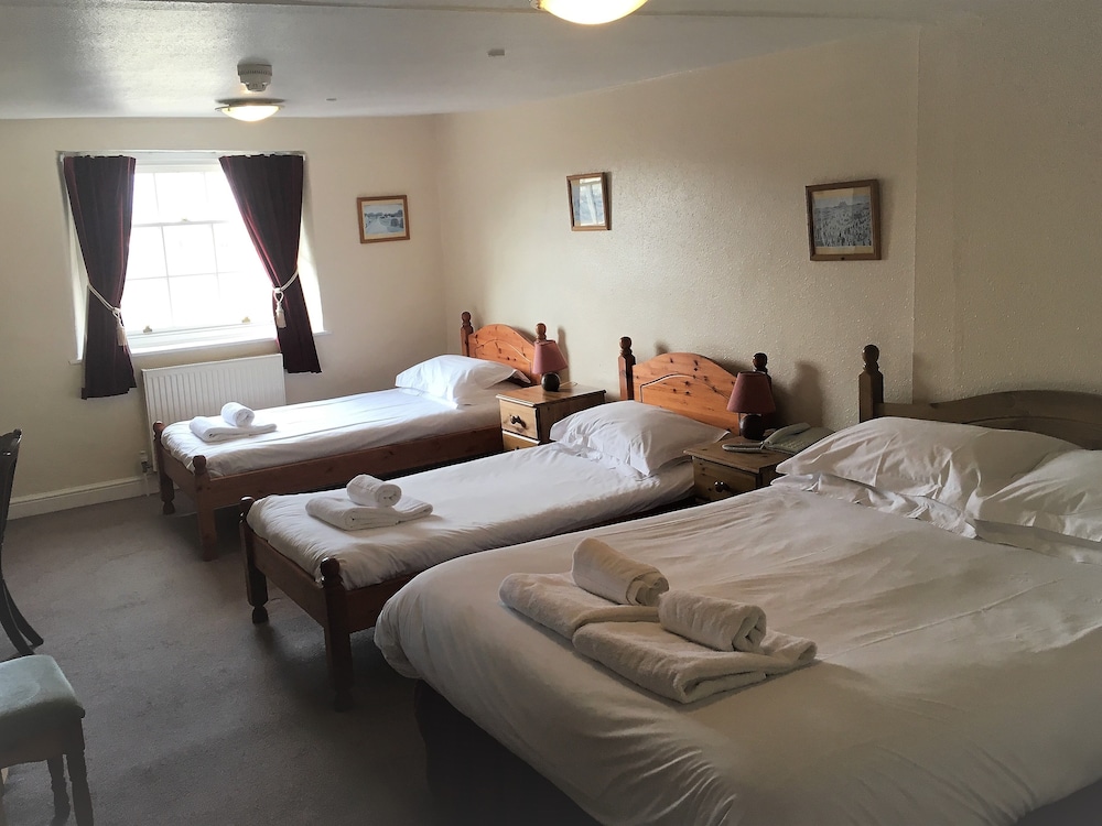 Suite, Ensuite (2 Adults & 2 Children)