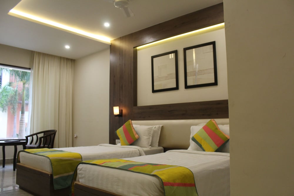 Deluxe Room, 1 Double Bed, Non Smoking photo 3