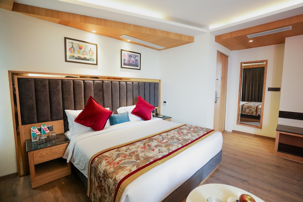 Club Room - Photo 1