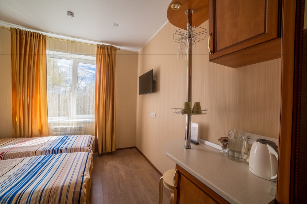 Standard Double or Twin Room photo 2