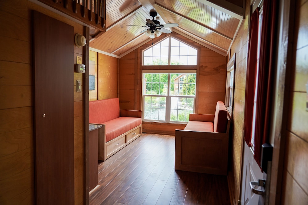 Standard Cabin, Courtyard Area photo 3