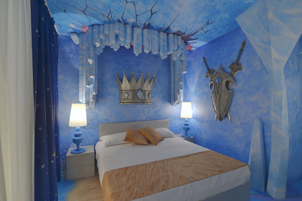 Room (Magic Ice Castle Room) - Photo 4