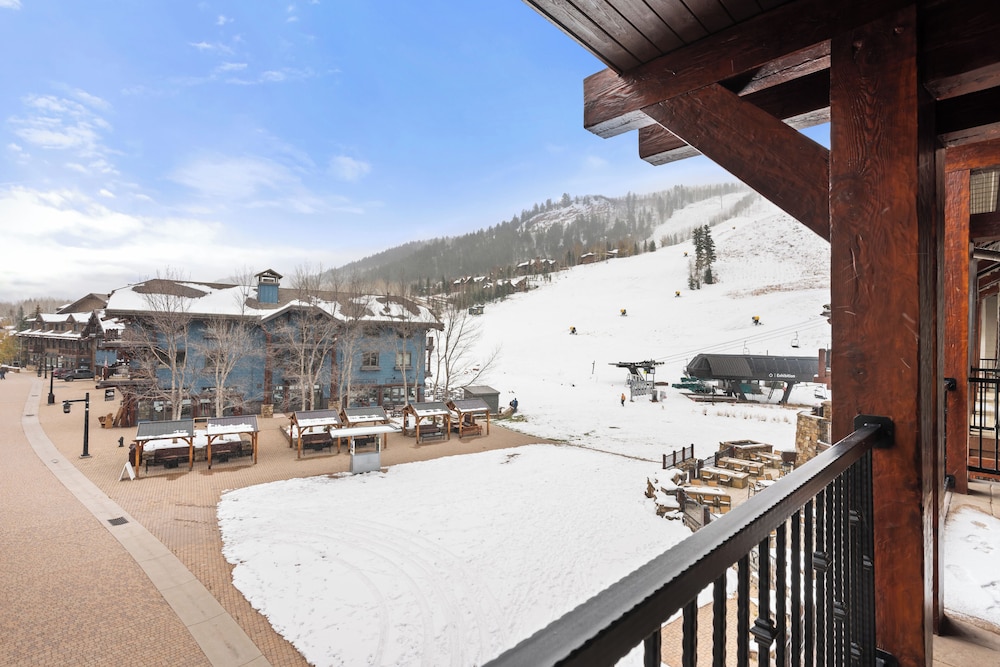 Luxury Apartment, 3 Bedrooms, Mountainside