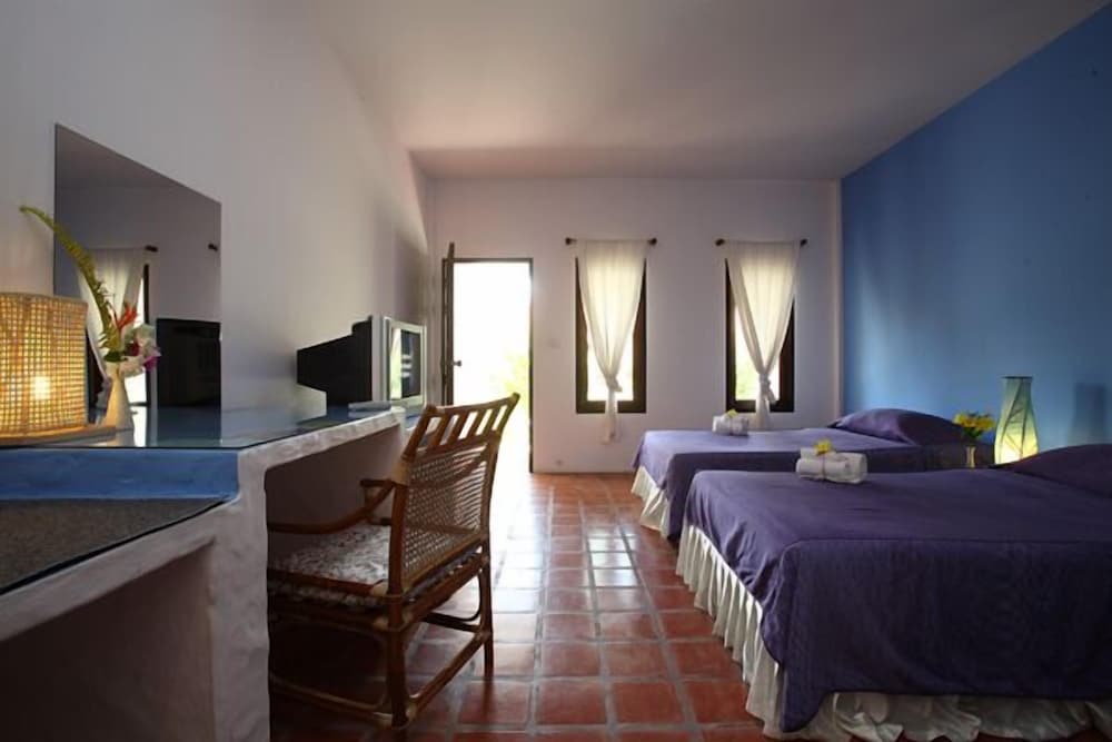 Deluxe Twin Room photo 3