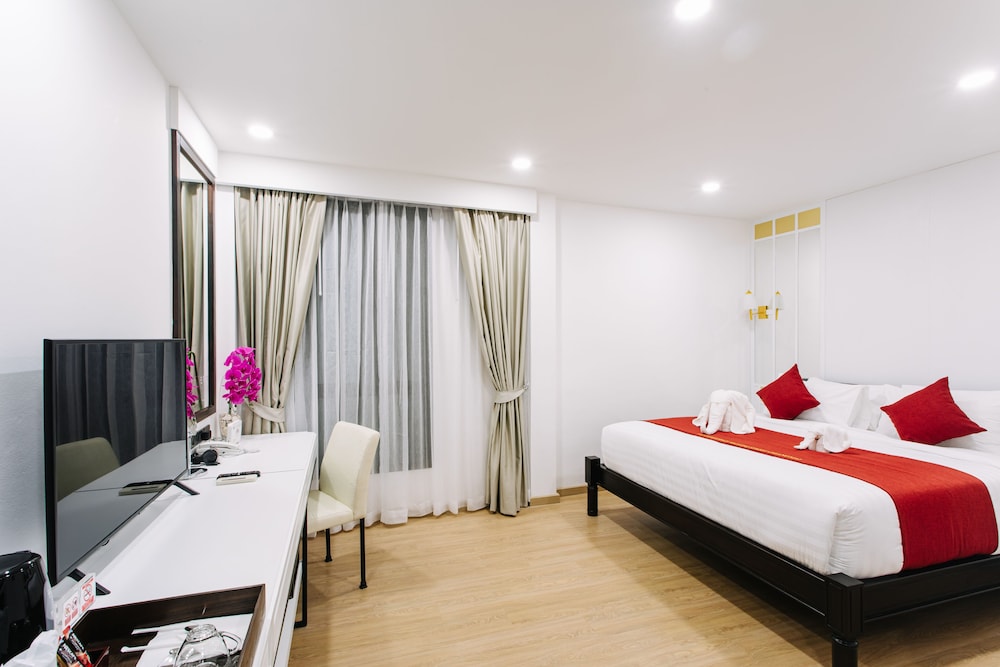 Superior Room - Photo 12