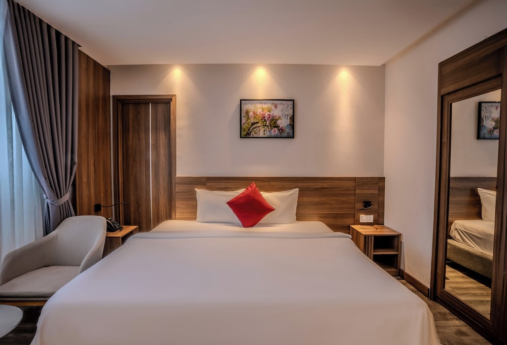 Deluxe Double or Twin Room with Window