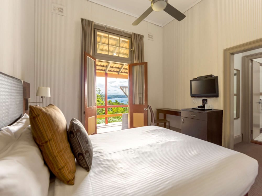 Room, 1 Queen Bed (Heritage - Harbourside) - Photo 8