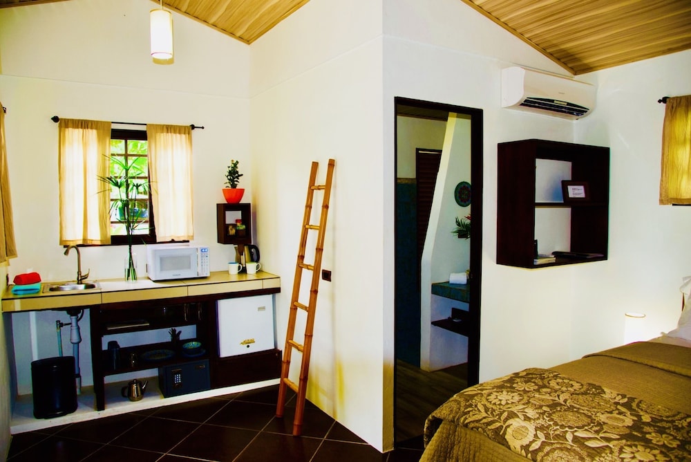 Rustic Luxury Queen Cabina Near the beach photo 3
