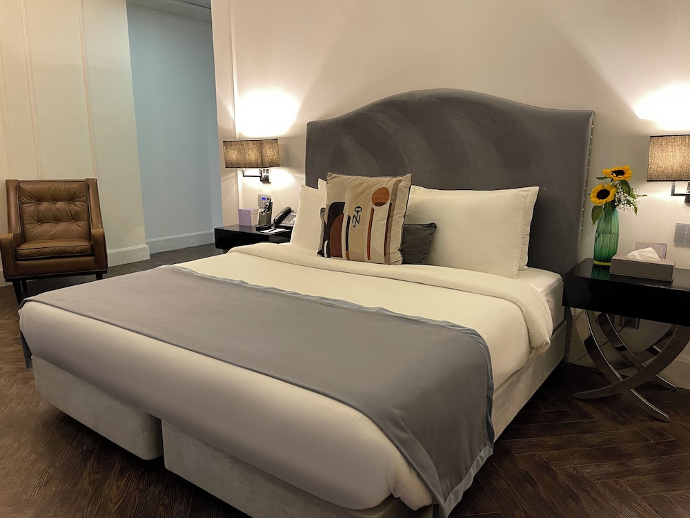 Deluxe Double Room, City View