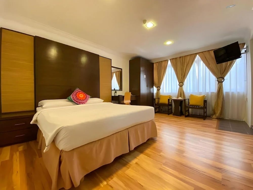 Premier Studio Suite photo 1
