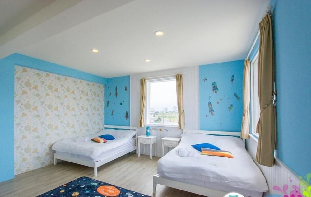 Basic Quadruple Room photo 3