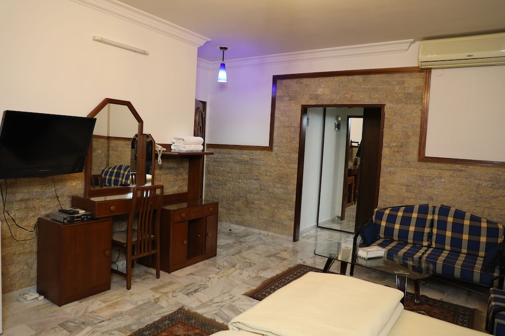 Business Studio Suite, 1 Bedroom photo 3