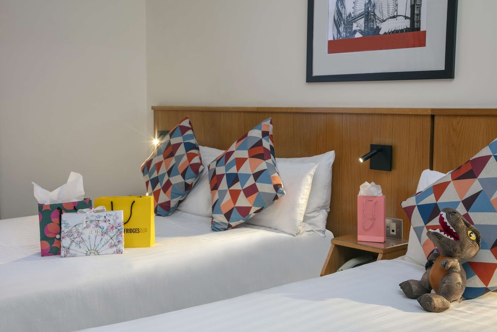 Standard Room, Multiple Beds, Non Smoking photo 1