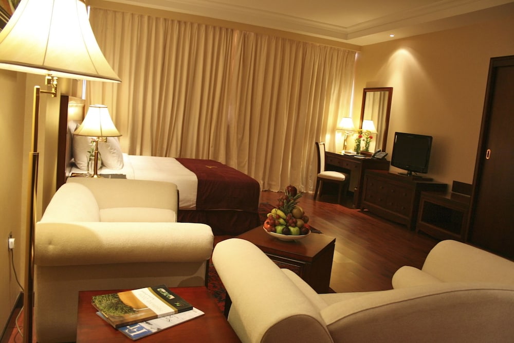 Trianon Hotel — photo 140