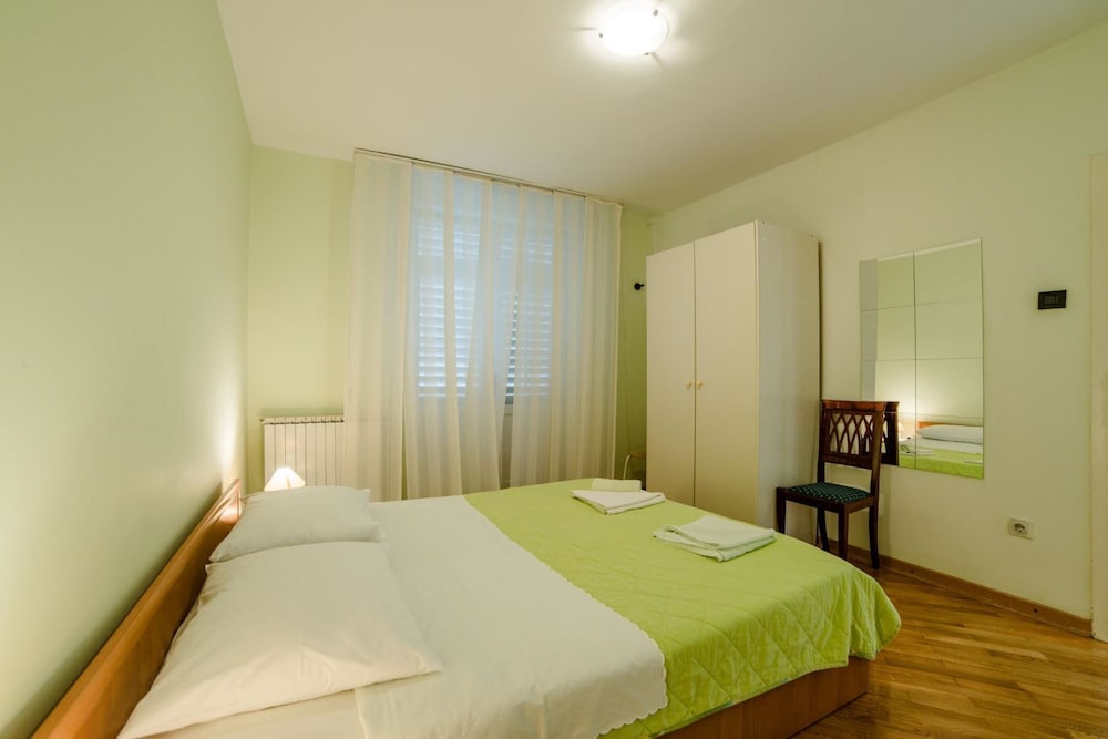 Apartment, 2 Bedrooms (804/1873)