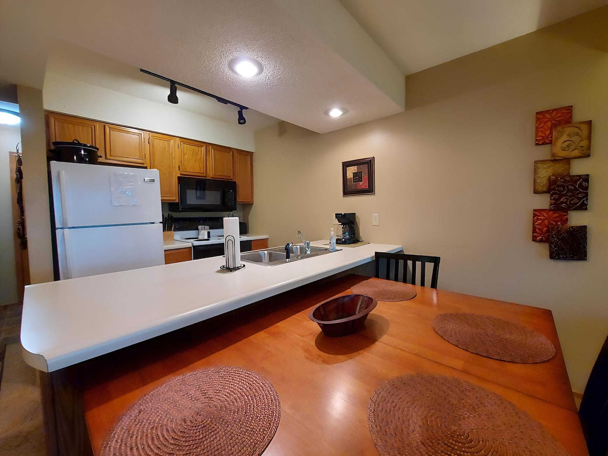 Condo (Serenity Ridge - POOLS - Great Balcon) photo 2