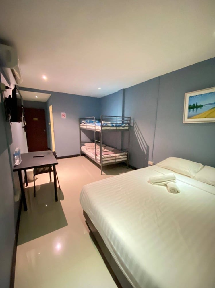 Quadruple Room photo 3
