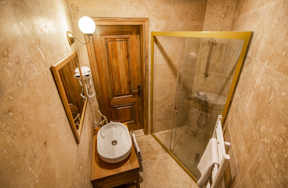 Standard Double or Twin Room photo 2