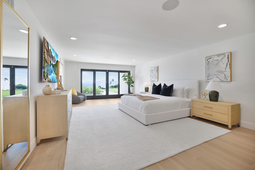 Luxury House, Multiple Beds, Pool Access, Ocean View (Morning View Malibu)