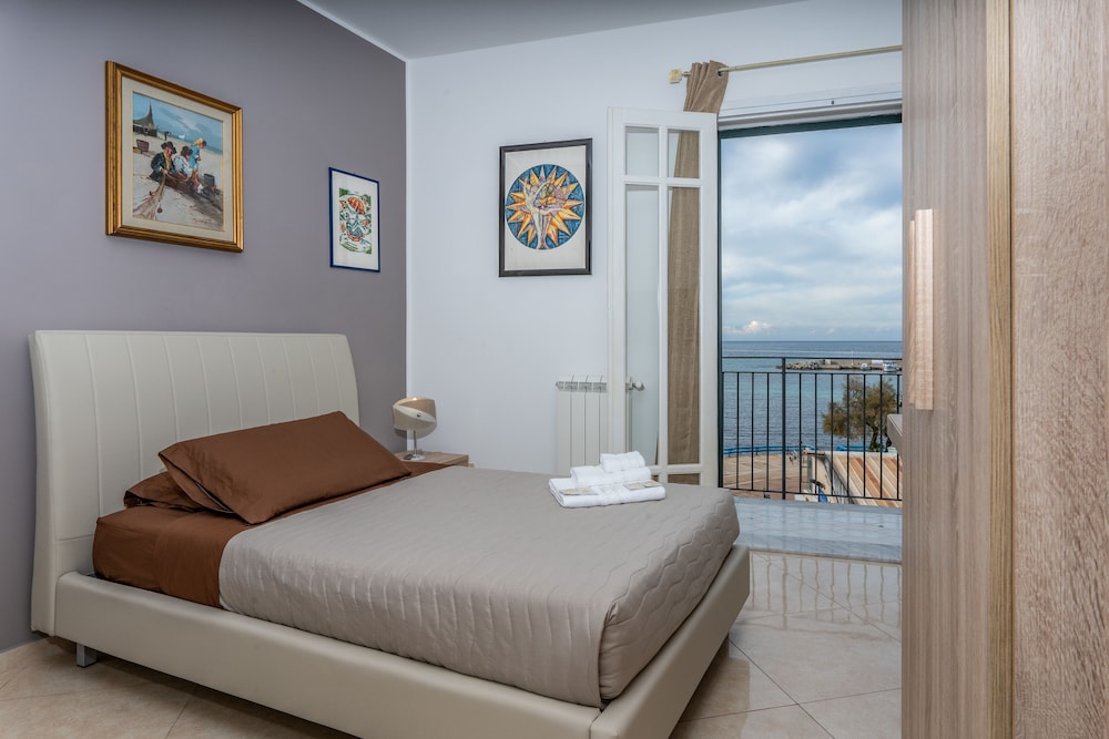 Single Room, Sea View photo 1