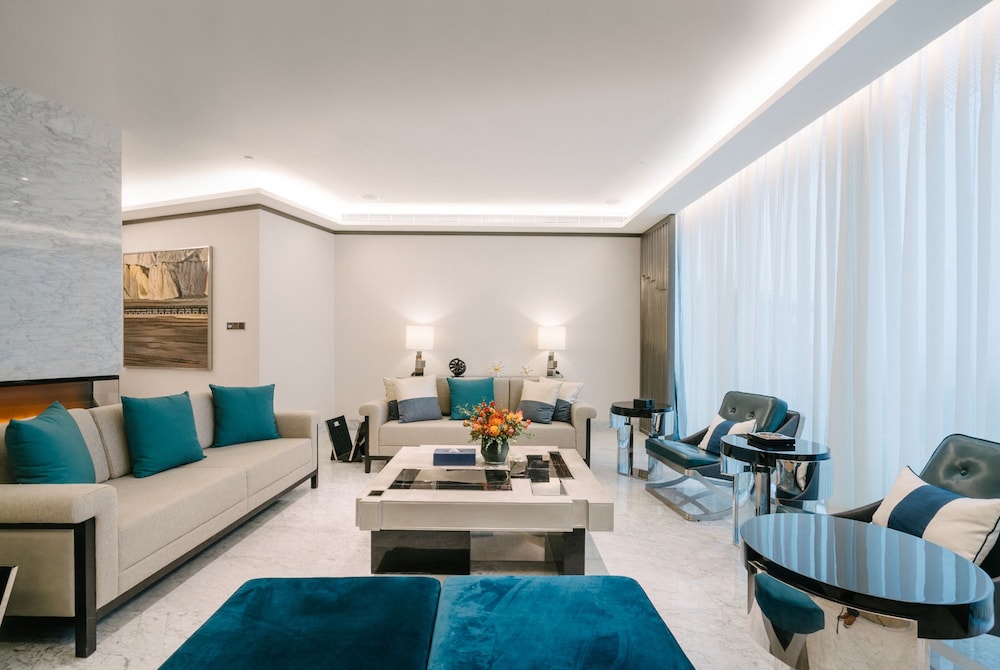 Penthouse Suite photo 3