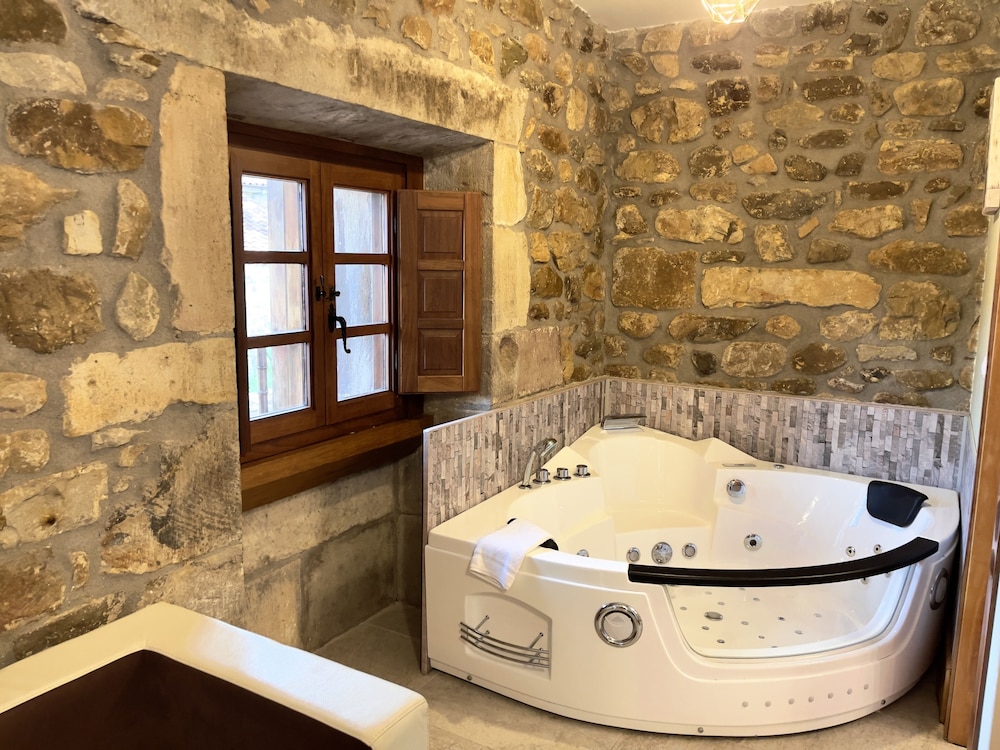 Hotel Suites Valles Pasiegos, Foto 7