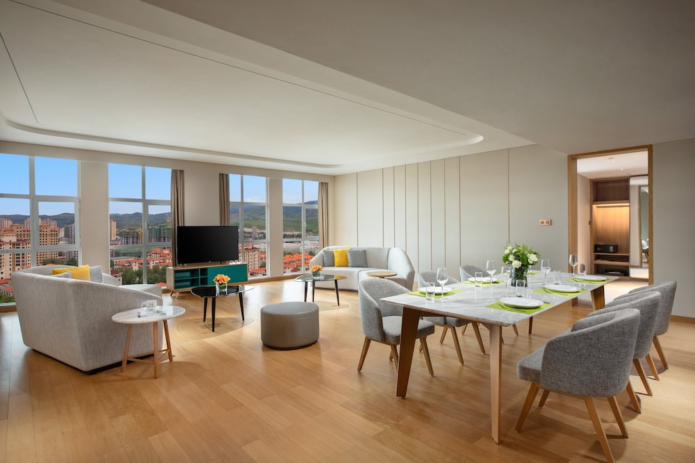 Suite, 1 Bedroom (High Floor)