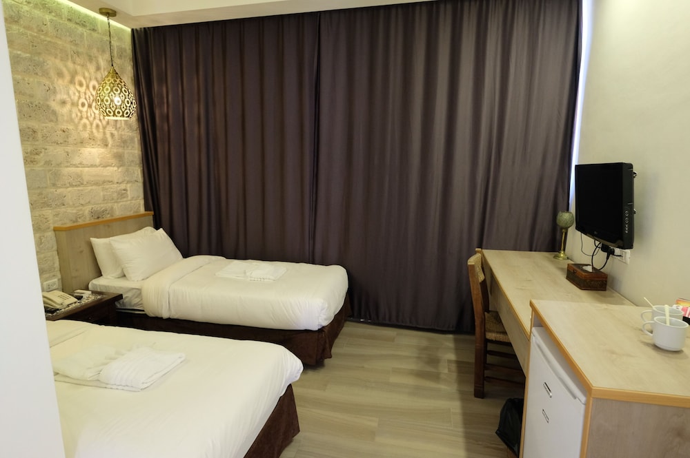 Standard Twin Room photo 1