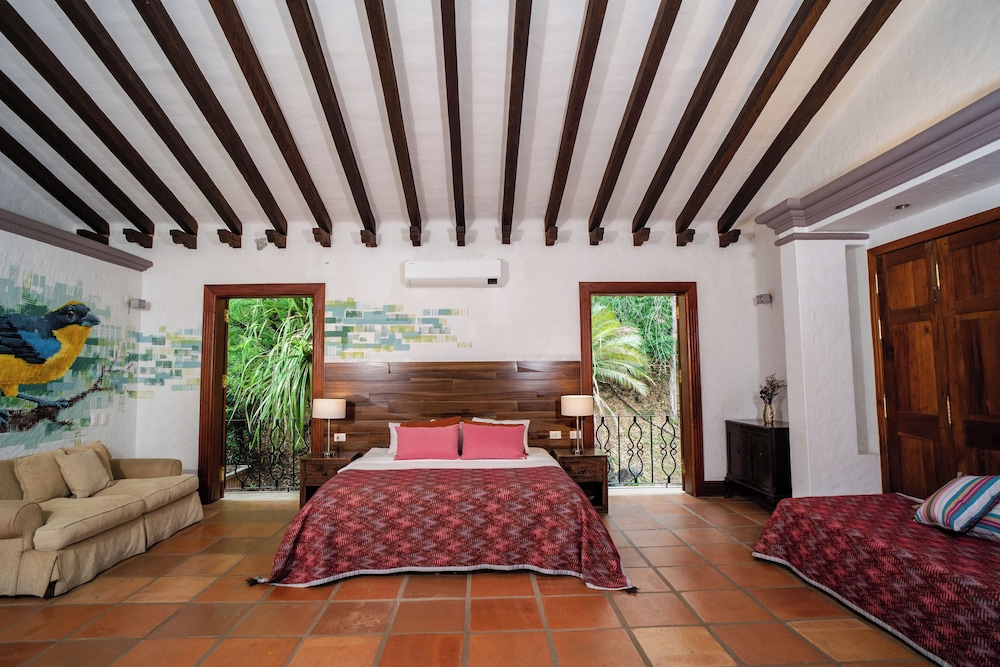 Superior Room, Garden View photo 3