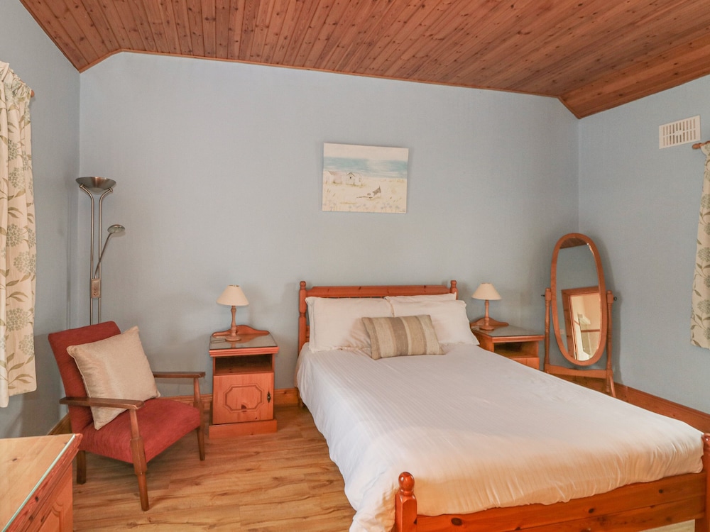 Cottage photo 1
