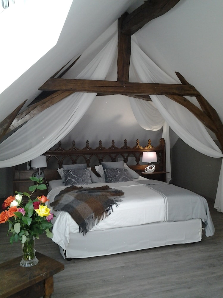 Deluxe Double Room (La Romantique)