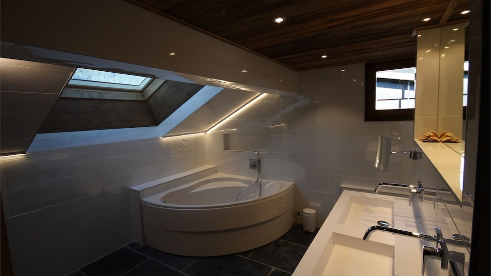 Junior Suite for Family (4 or people)