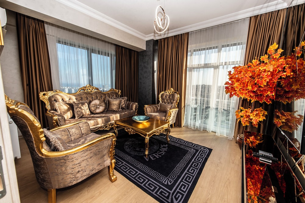 Exclusive Suite, 3 Bedrooms, Sea View photo 1