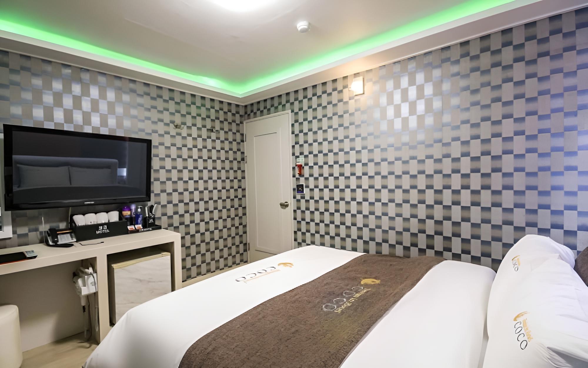 Room (Standard Room)