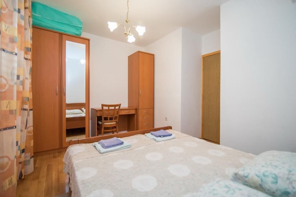 Apartment (One Bedroom Apartment with Terrace) photo 3