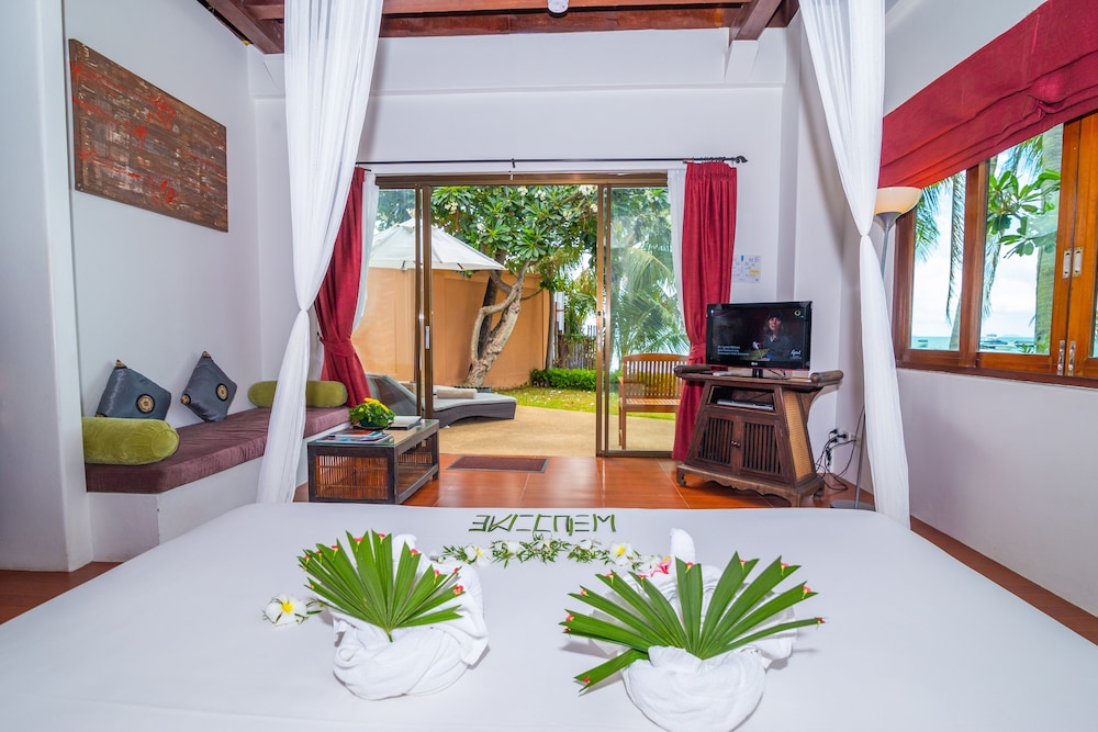 Villa, Beachside photo 1