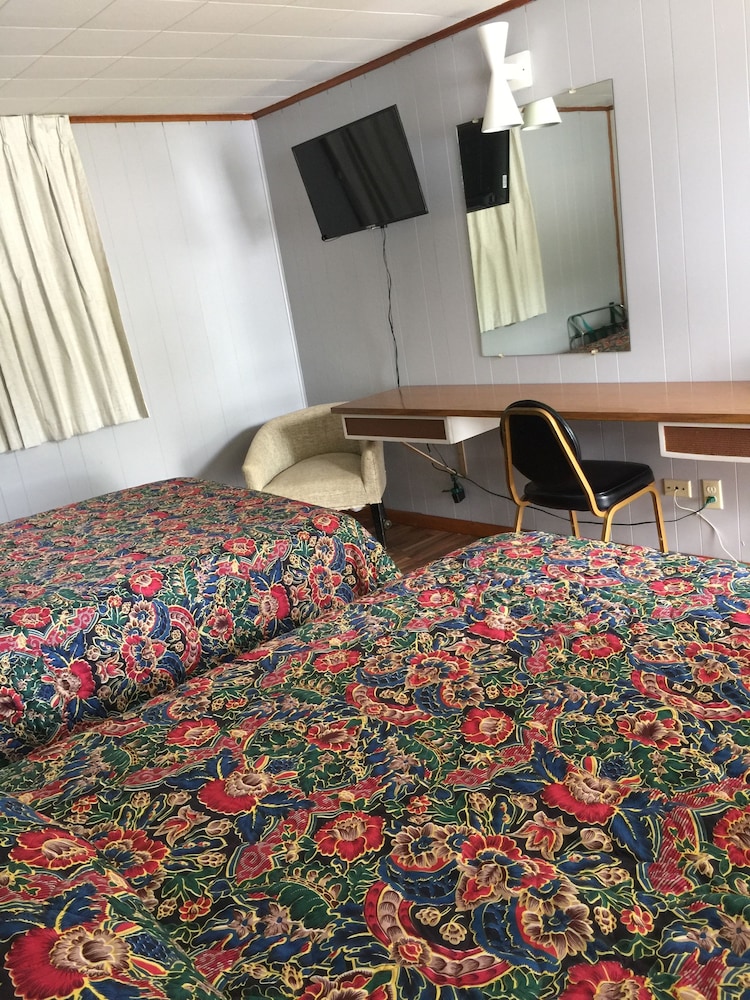 Standard Room, 2 Double Beds, Non Smoking photo 1