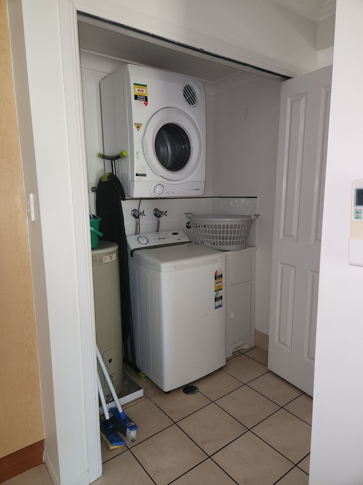 Apartment, 3 Bedrooms, Jetted Tub photo 1