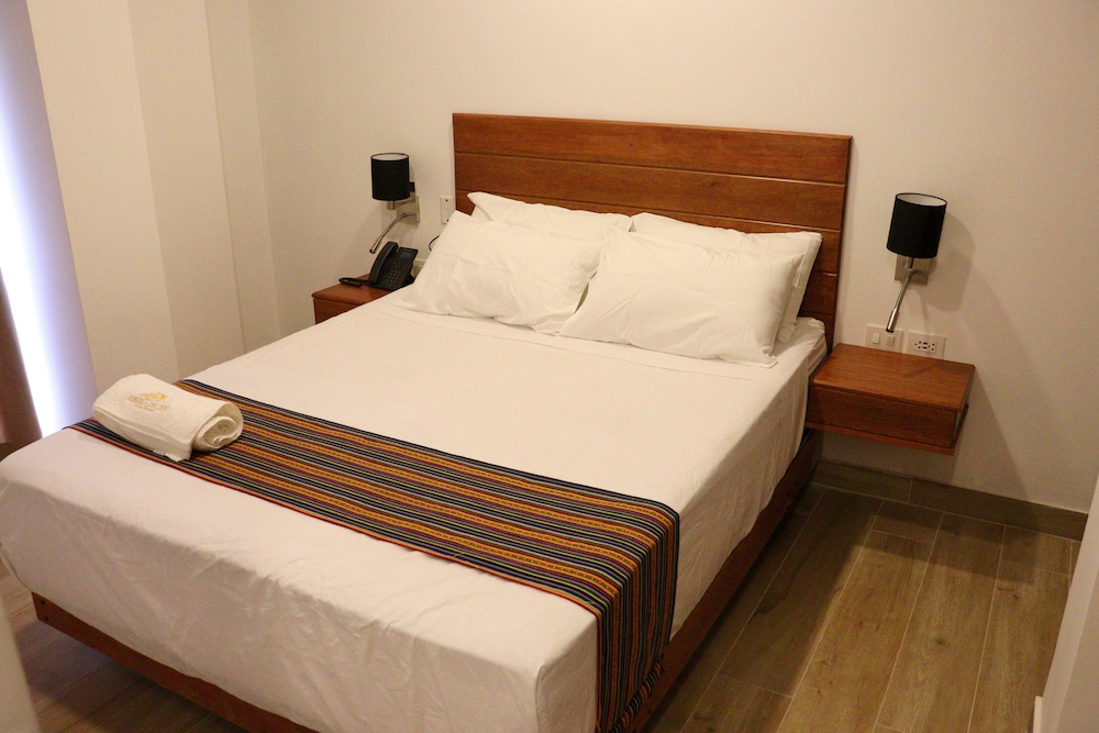 Deluxe Apartment, 1 Queen Bed, River View
