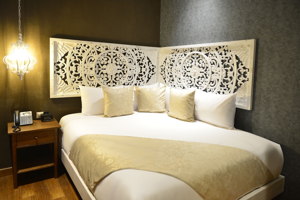 Superior Room, 1 Queen Bed, Accessible, Non Smoking photo 1