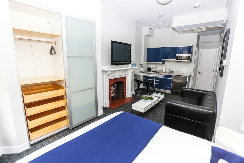 Signature Room photo 2