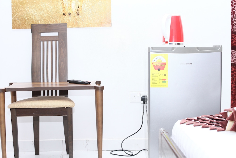 Standard Room, Non Smoking - Photo 15
